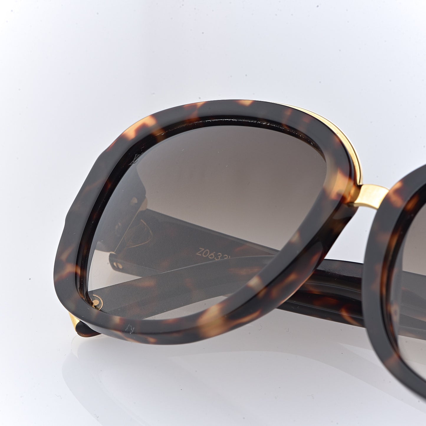 Soupcon Oval Sunglasses Z0633W Dark Tortoise