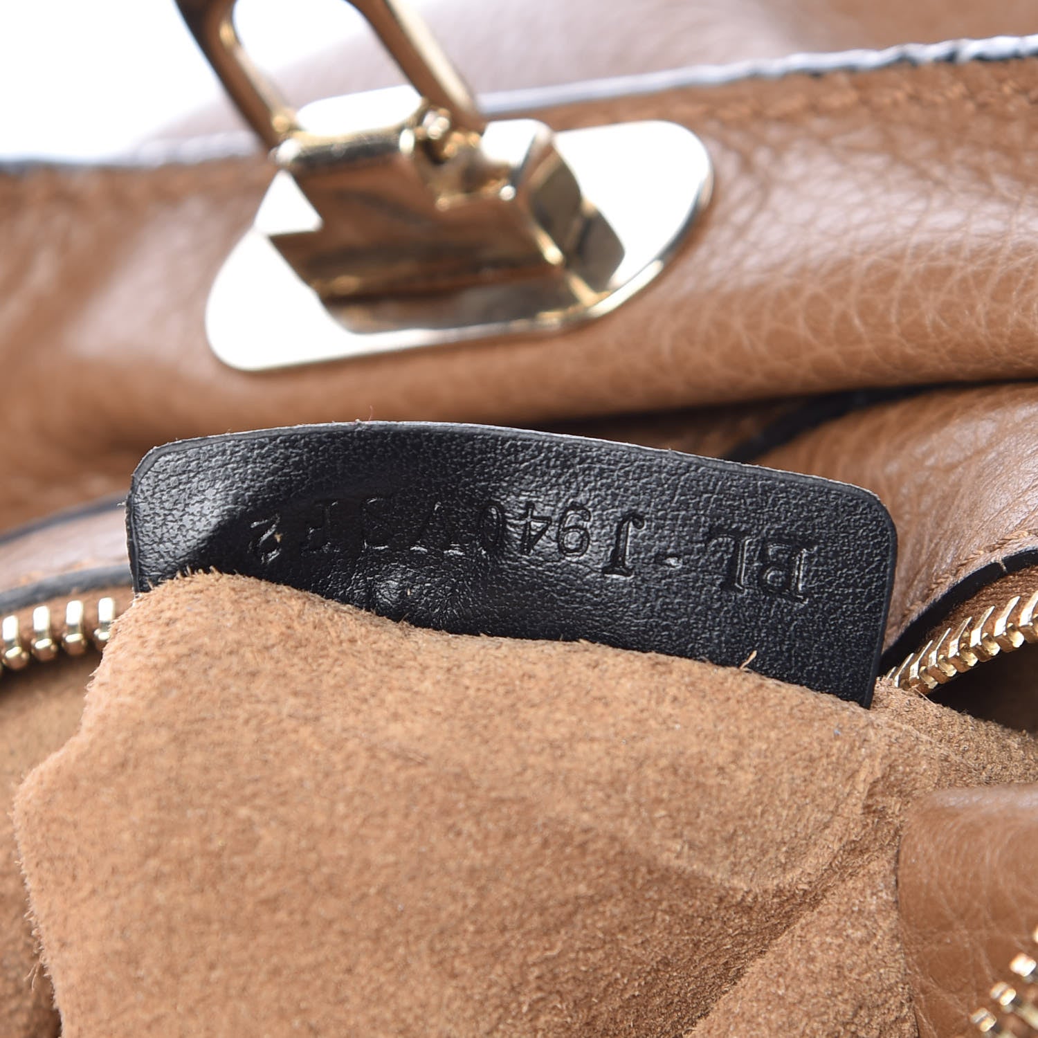 Valentino Garavani Pebbled Calfskin Small Rockstud Flip-Lock Messenger Bag Light Cuir 7 of 16
