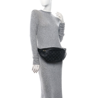 Louis Vuitton Monogram Eclipse Discovery Bumbag 2 of 8