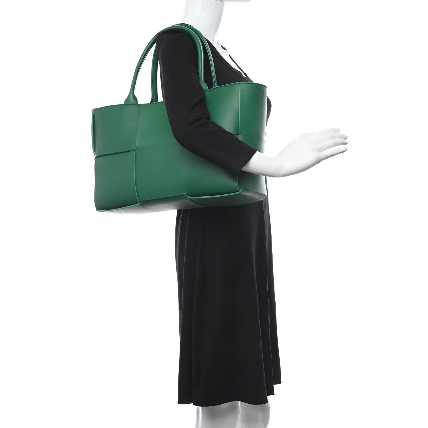 Bottega Veneta Nappa Maxi Intrecciato Medium Arco Tote Racing Green 3 of 12