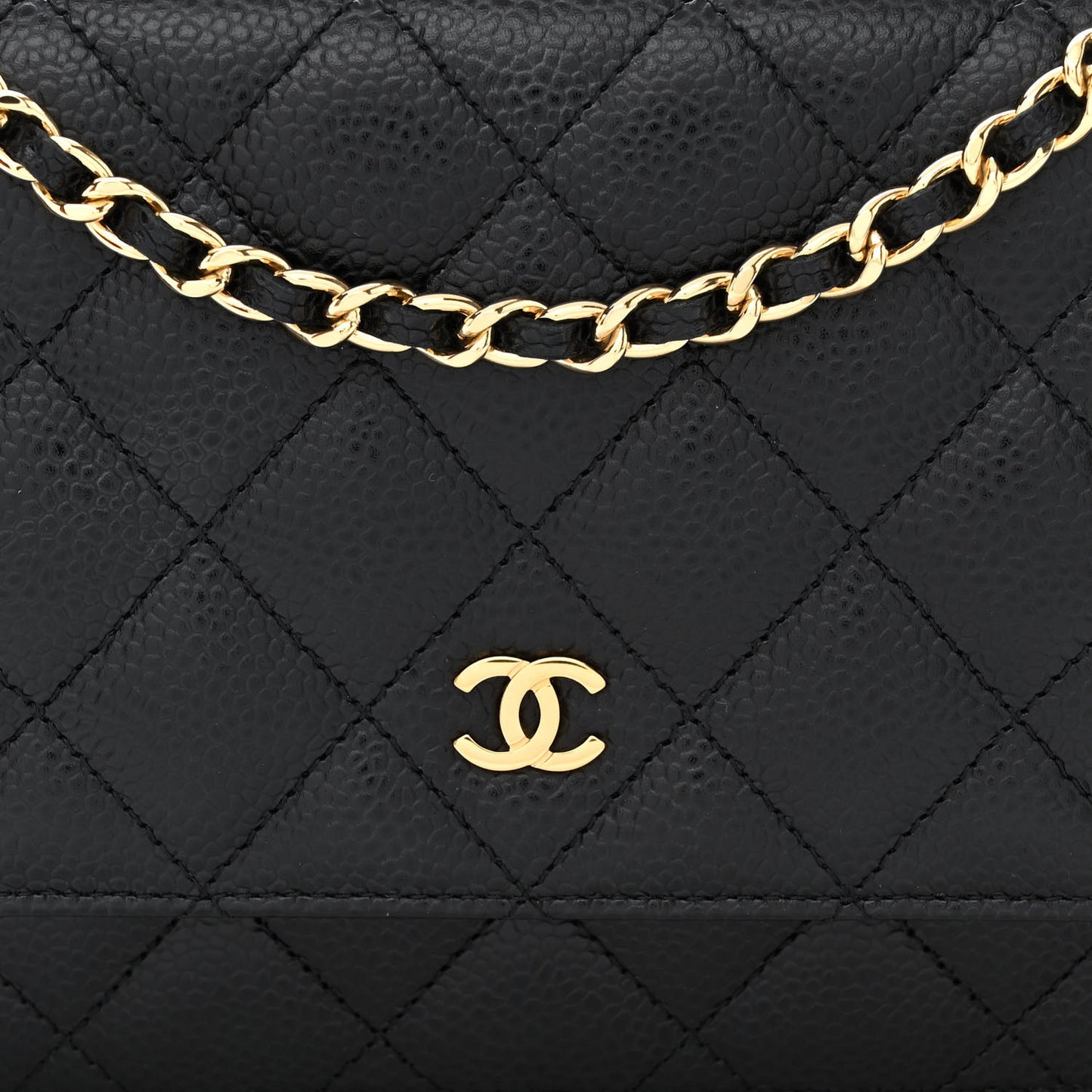 Caviar Quilted Wallet on Chain WOC Black