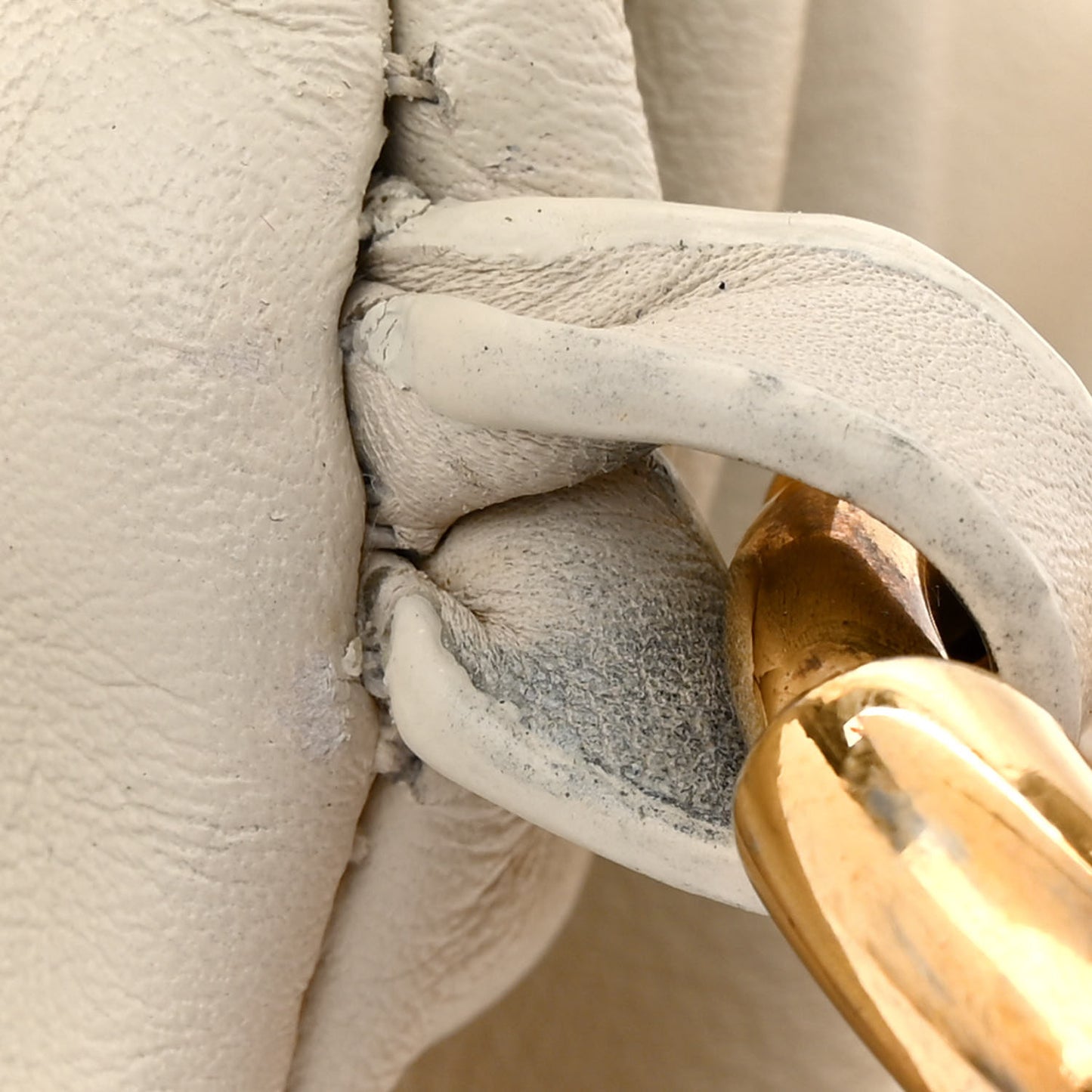 Calfskin The Pouch Chain Plaster