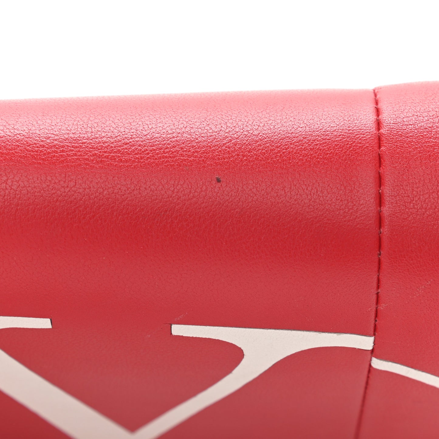 Calfskin VLogo Inlay Chain Pouch Rouge Pur White