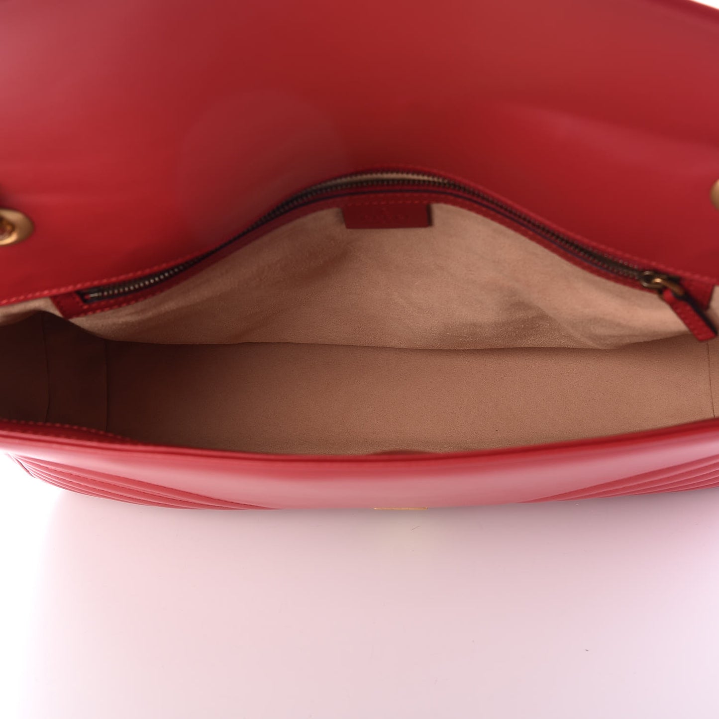 Calfskin Matelasse Large GG Marmont Shoulder Bag Hibiscus Red