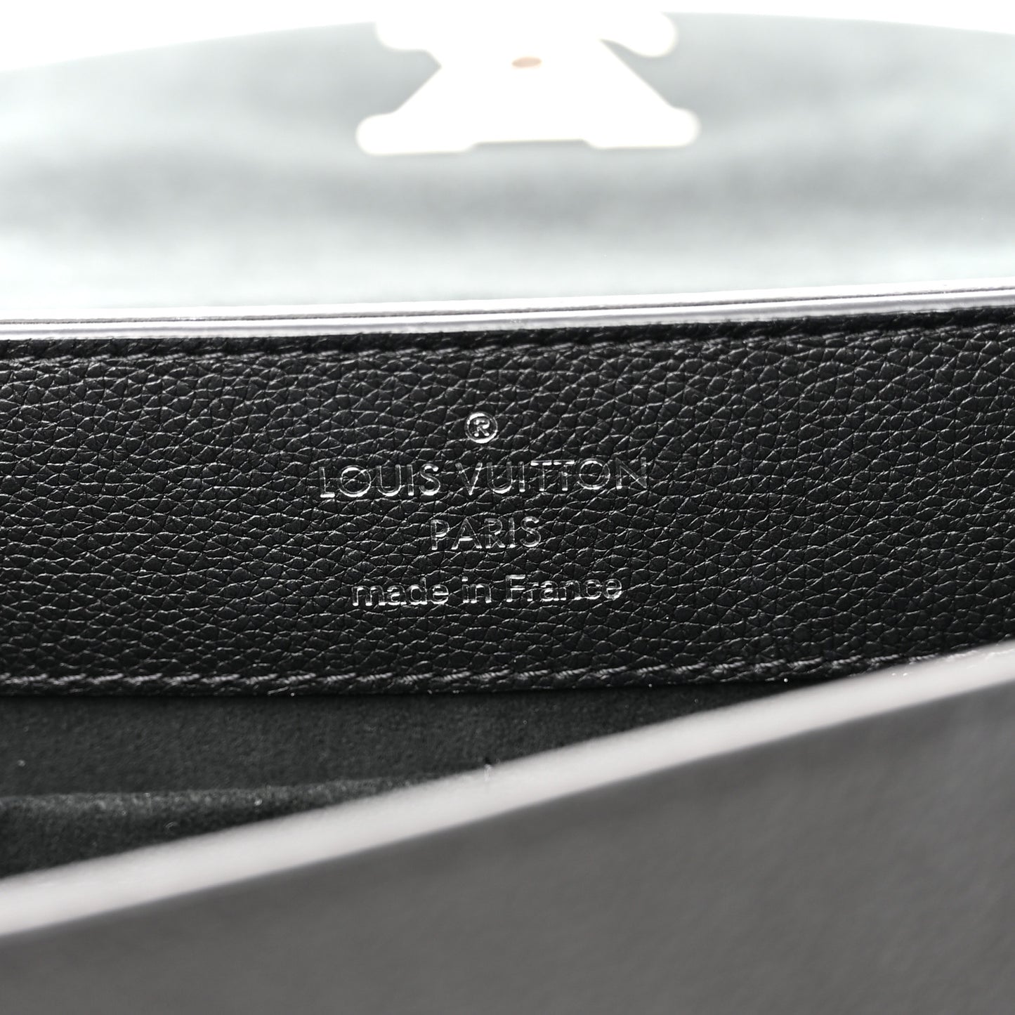 Soft Calfskin Lockme Ever MM Black