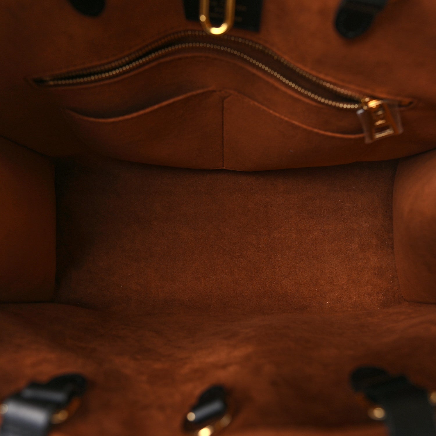 Louis Vuitton Empreinte Monogram Giant Wild At Heart Onthego MM Caramel 5 of 8