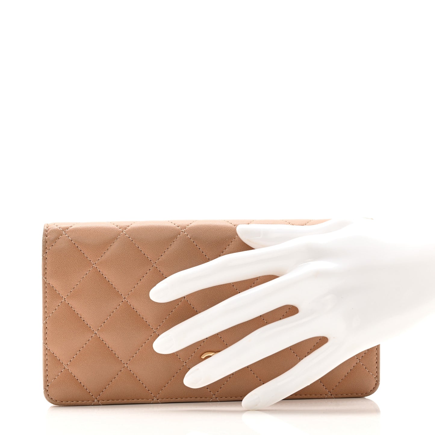 Lambskin Quilted Yen Wallet Beige
