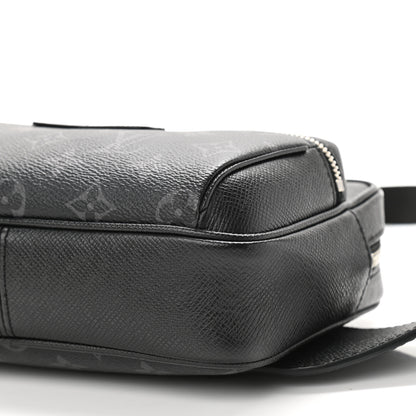 Louis Vuitton Taiga Monogram Outdoor Bumbag Black 10 of 10