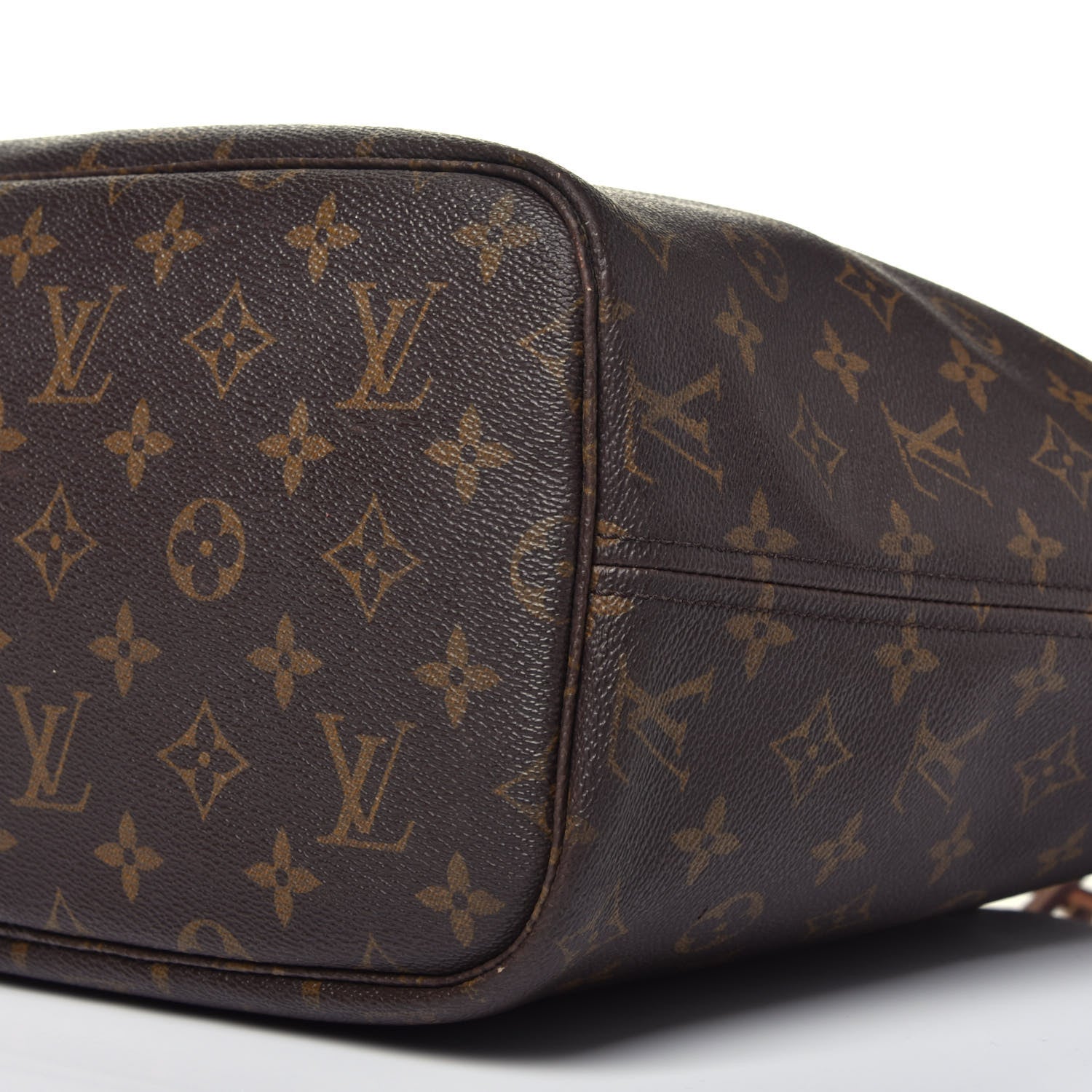 Louis Vuitton Monogram Neverfull MM 9 of 10
