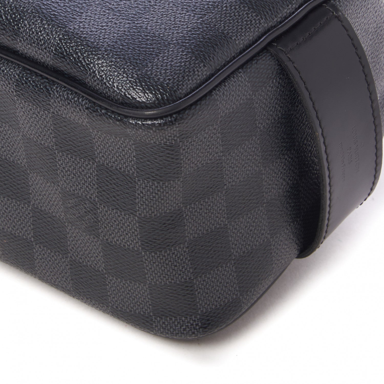 Louis Vuitton Damier Graphite Toiletry Pouch 4 of 8