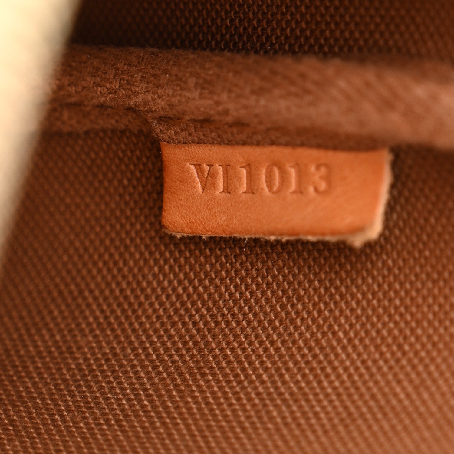 Louis Vuitton Monogram Pochette Accessories 7 of 12