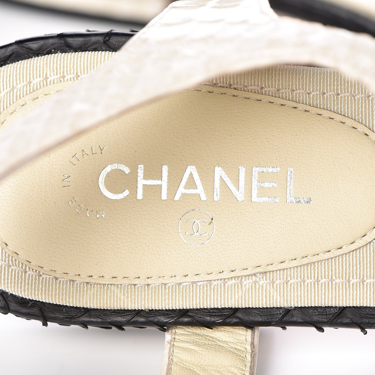 Python CC Thong Sandals 38 Beige Clair