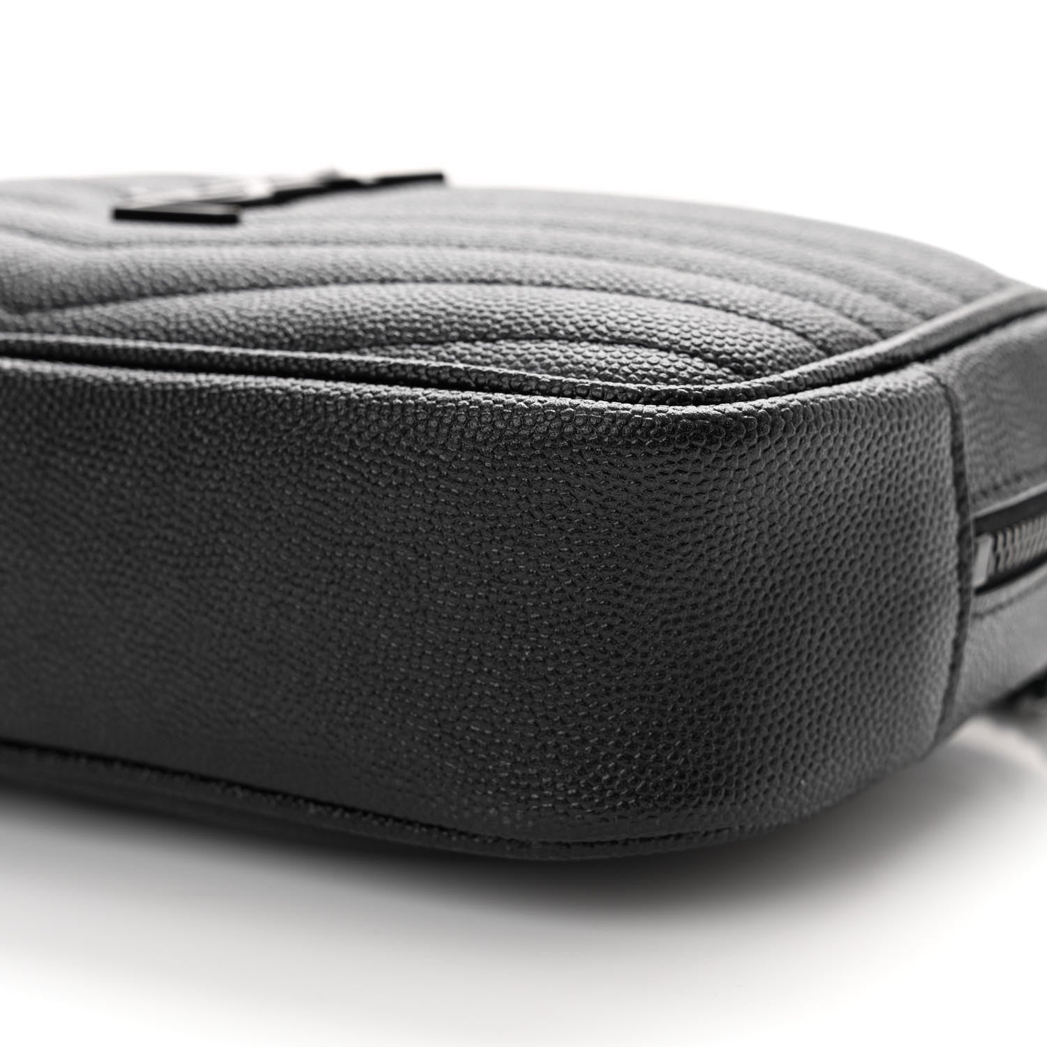 Saint Laurent Grain De Poudre Matelasse Monochrome Monogram Mini Lou Camera Bag Black 10 of 12