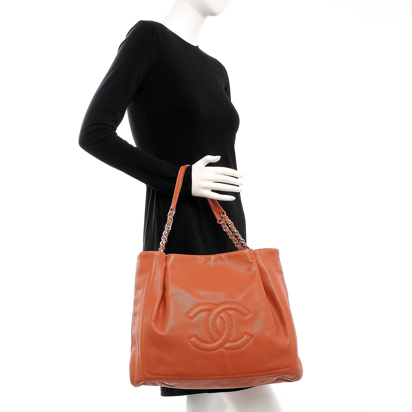 Caviar CC Timeless Shoulder Bag Light Red