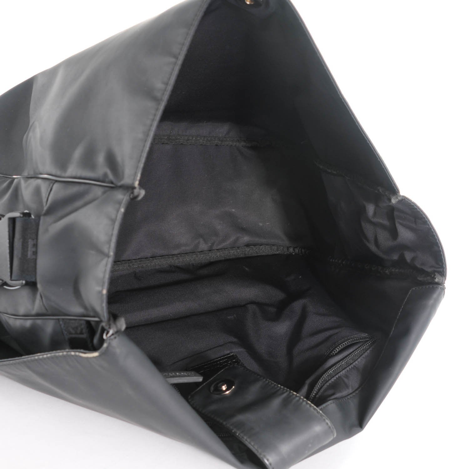 Chanel Vinyl Sport CC Messenger Black 6 of 8