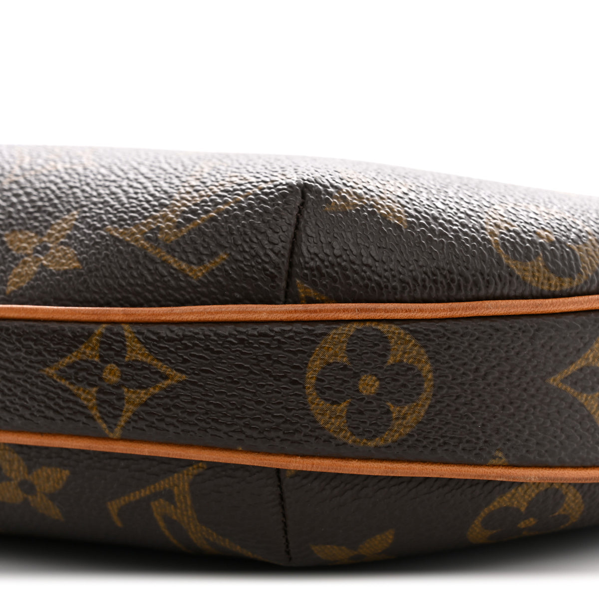 Monogram Croissant PM