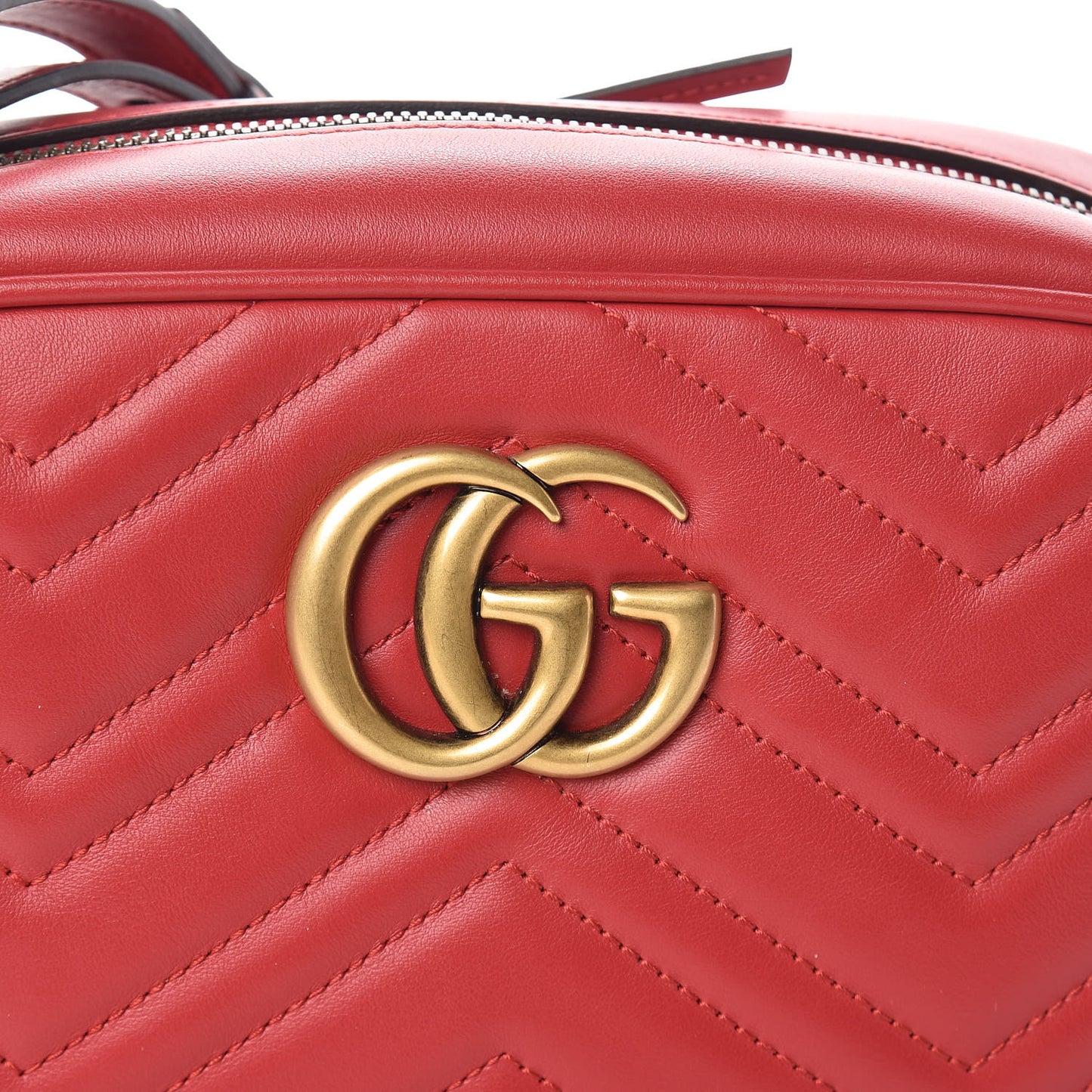 Calfskin Matelasse Small GG Marmont Chain Shoulder Bag Hibiscus Red