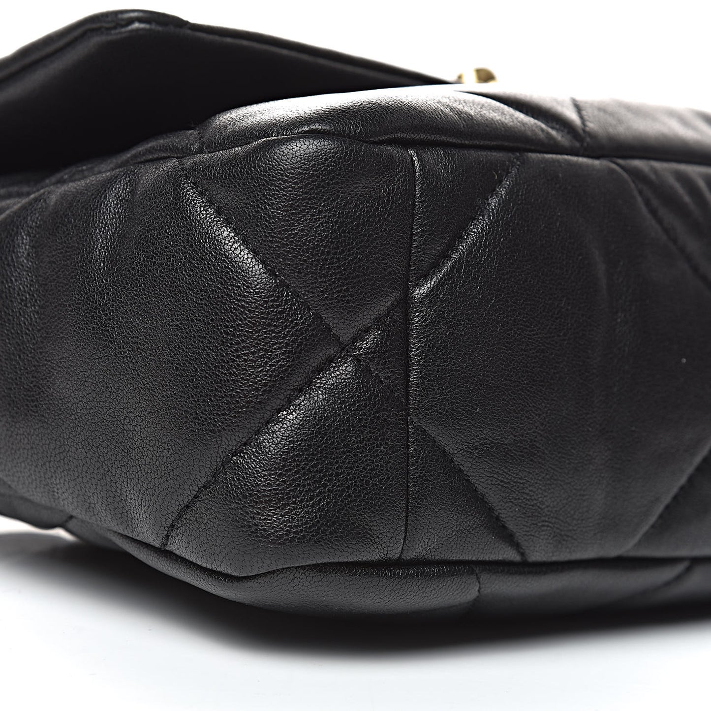 Lambskin Quilted Medium 19 Flap Black