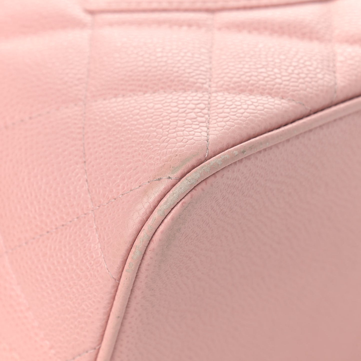 Caviar Medallion CC Tote Light Pink