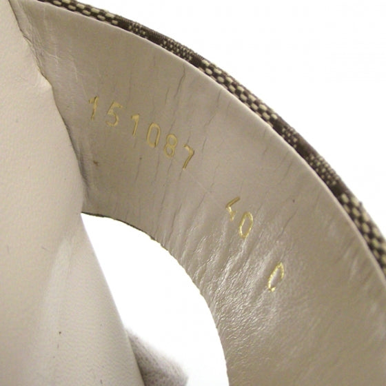 Monogram Buckle Heels Ivory 40