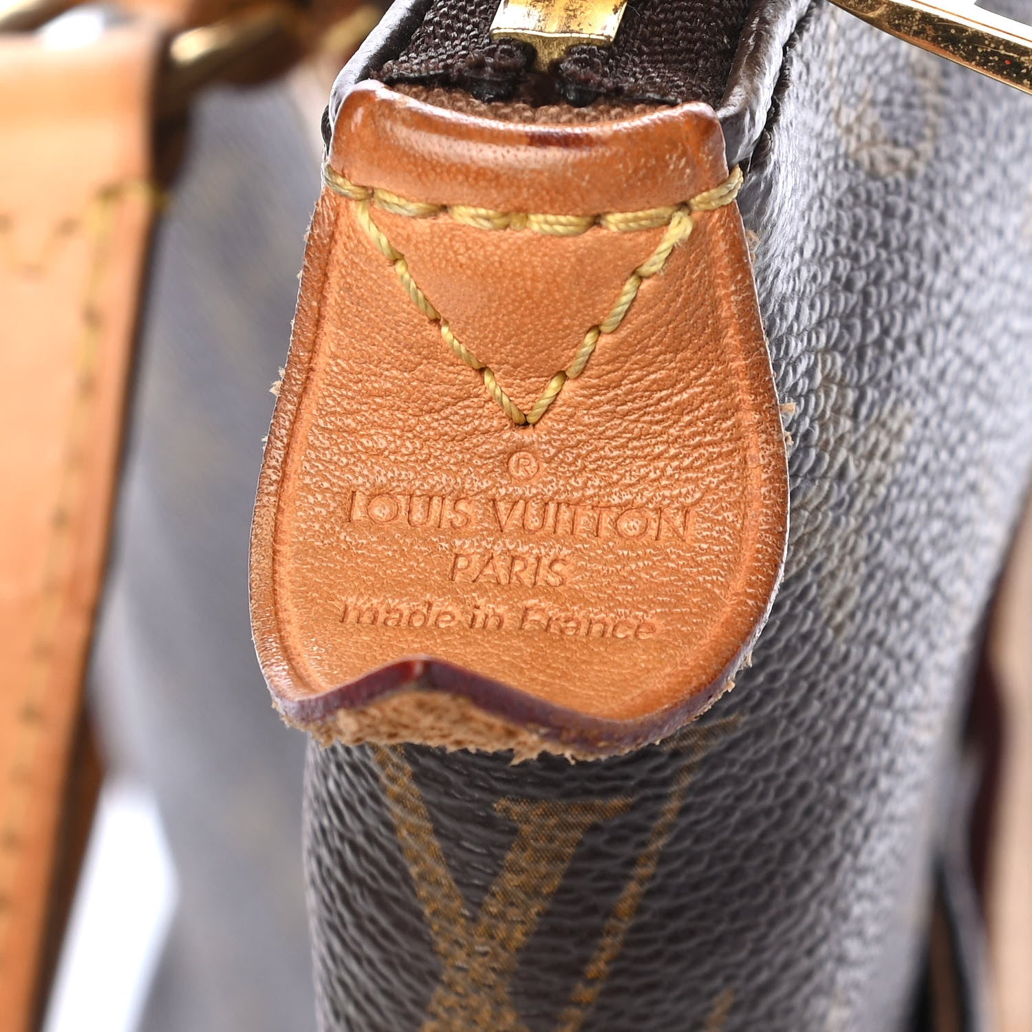 Louis Vuitton Monogram Totally MM 10 of 10