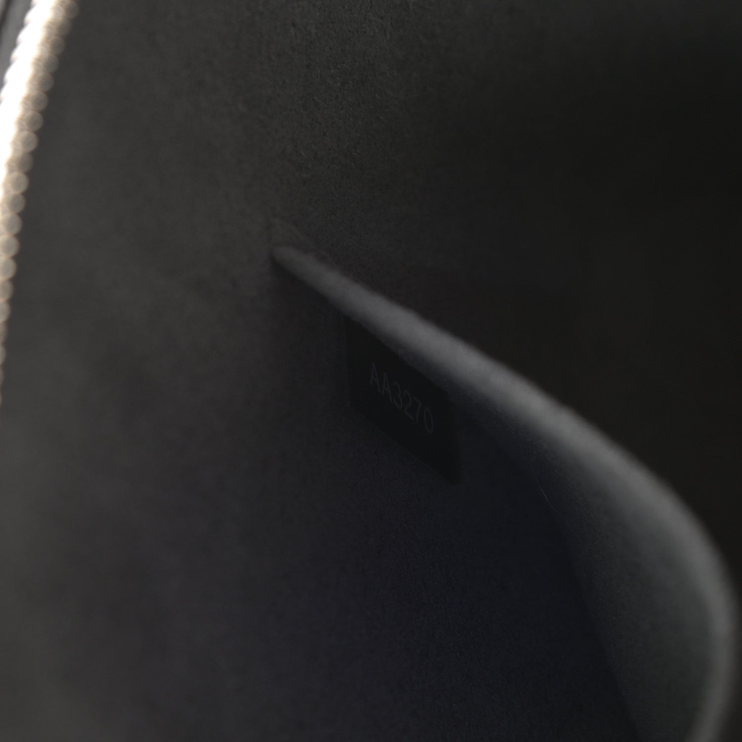 Louis Vuitton Epi Alma BB Black 7 of 10