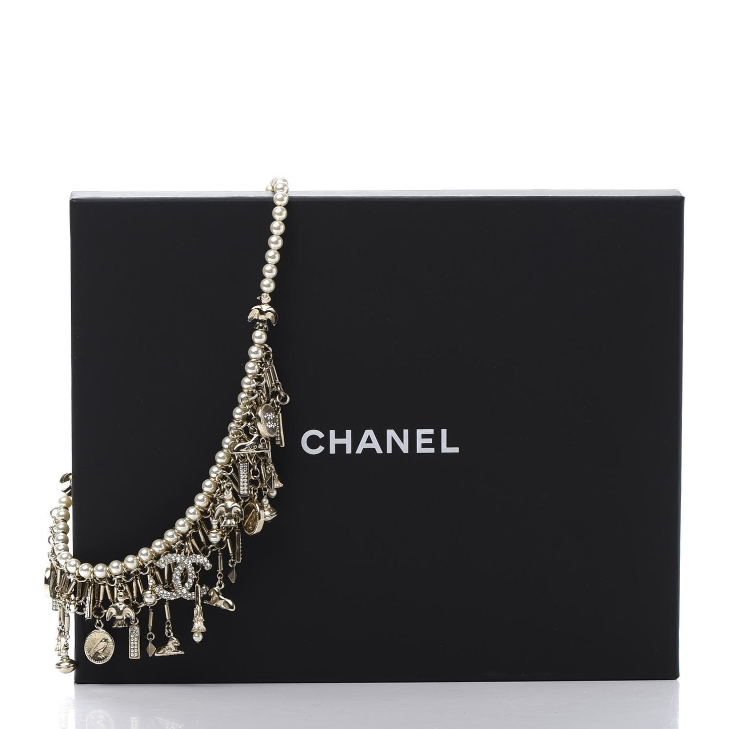 Pearl Crystal CC Short Necklace Gold