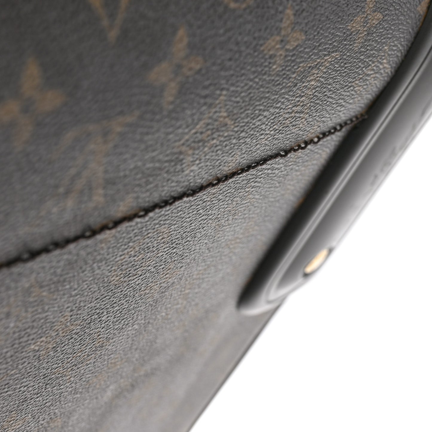 LOUIS VUITTON Monogram Eole 60