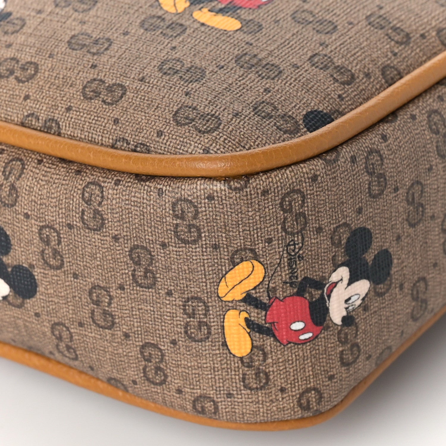 Gucci X DISNEY Mini Vintage GG Supreme Monogram Mickey Mouse Small Belt Bag 90 36 Beige Vintage Sun Oil 9 of 9