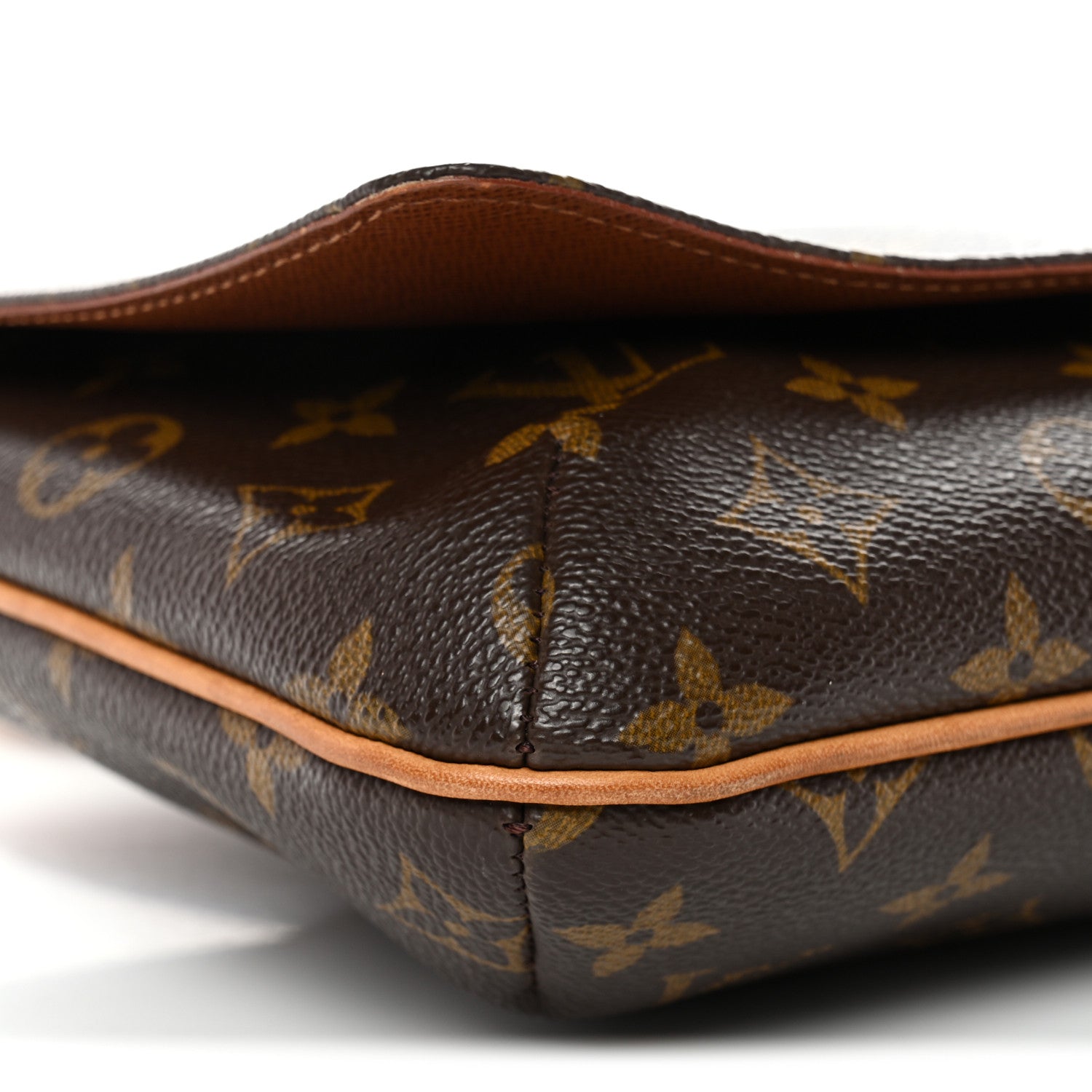 Louis Vuitton Monogram Musette Tango Long Strap 8 of 12