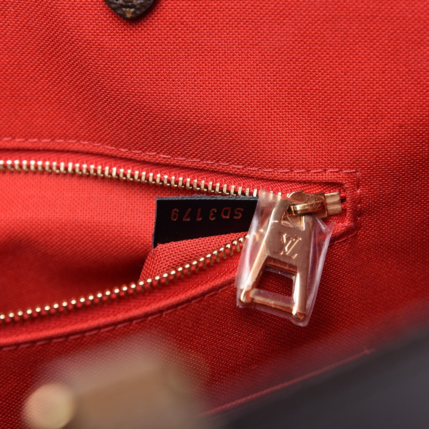 Reverse Monogram Giant Onthego GM