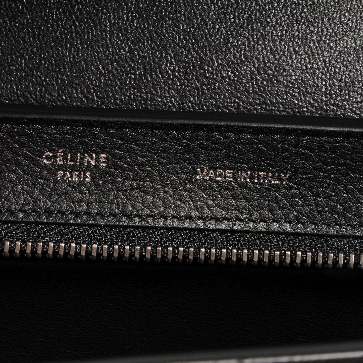 Drummed Leather and Suede Small Trapeze Black