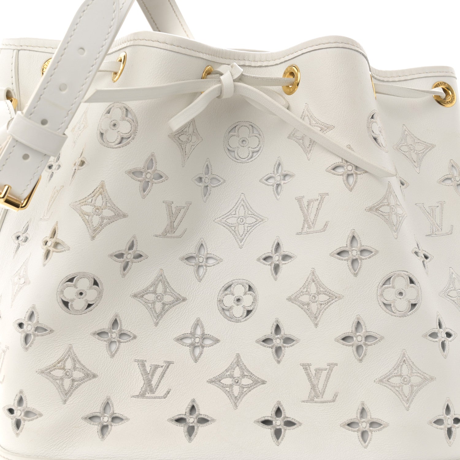 Louis Vuitton Calfskin Monogram Cutout Petit Noe White 7 of 16