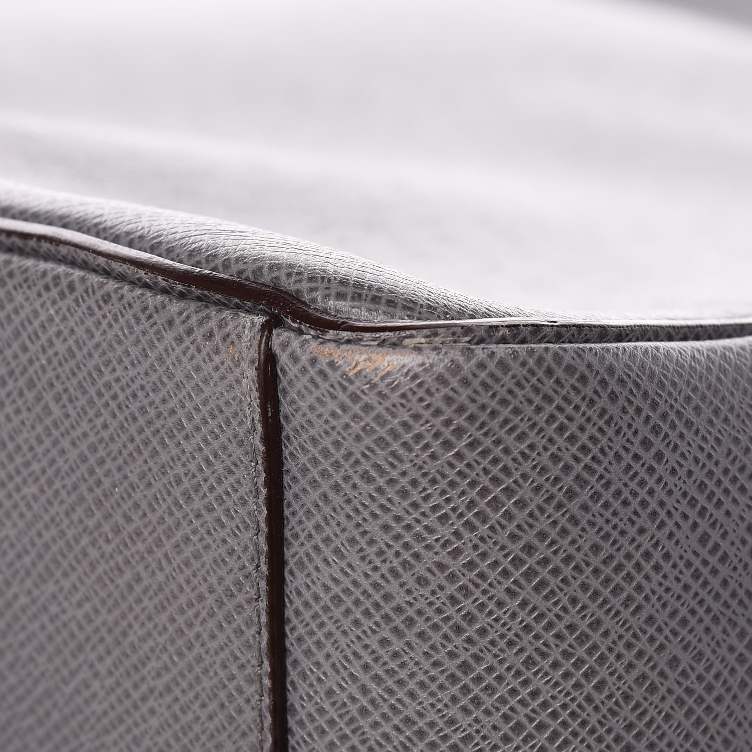 Louis Vuitton Taiga Roman Messenger GM Glacier 15 of 15