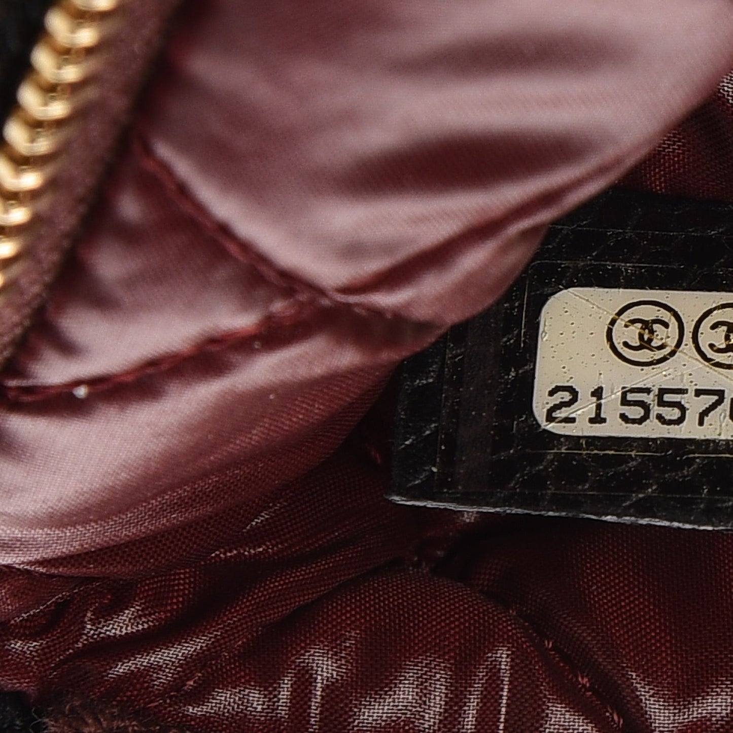 Caviar Quilted CC Beauty Clutch Black