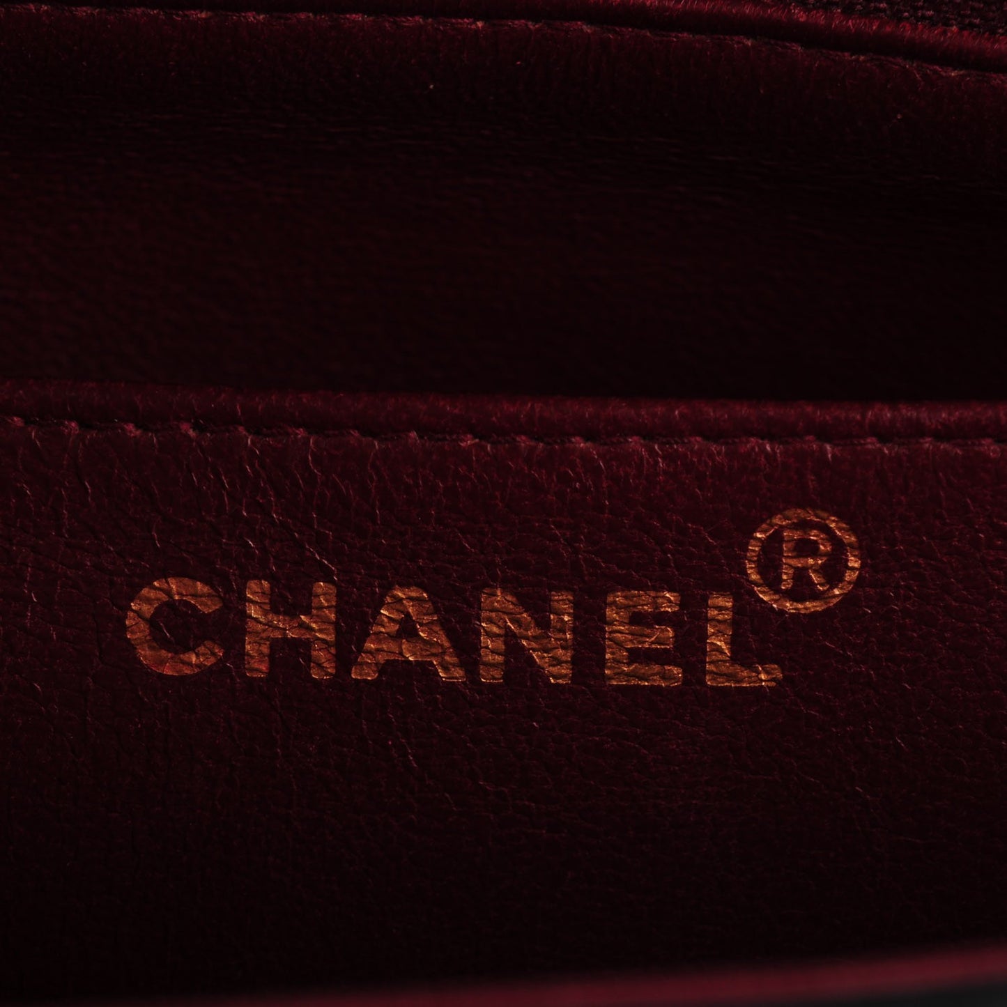 Lambskin Chevron Medium Single Flap Black