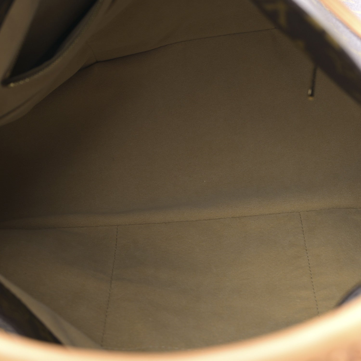 Louis Vuitton Monogram Artsy MM 5 of 8