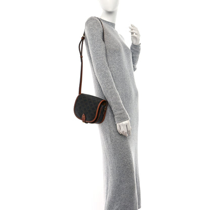 Celine Triomphe Canvas Medium Folco Bag Tan 3 of 8