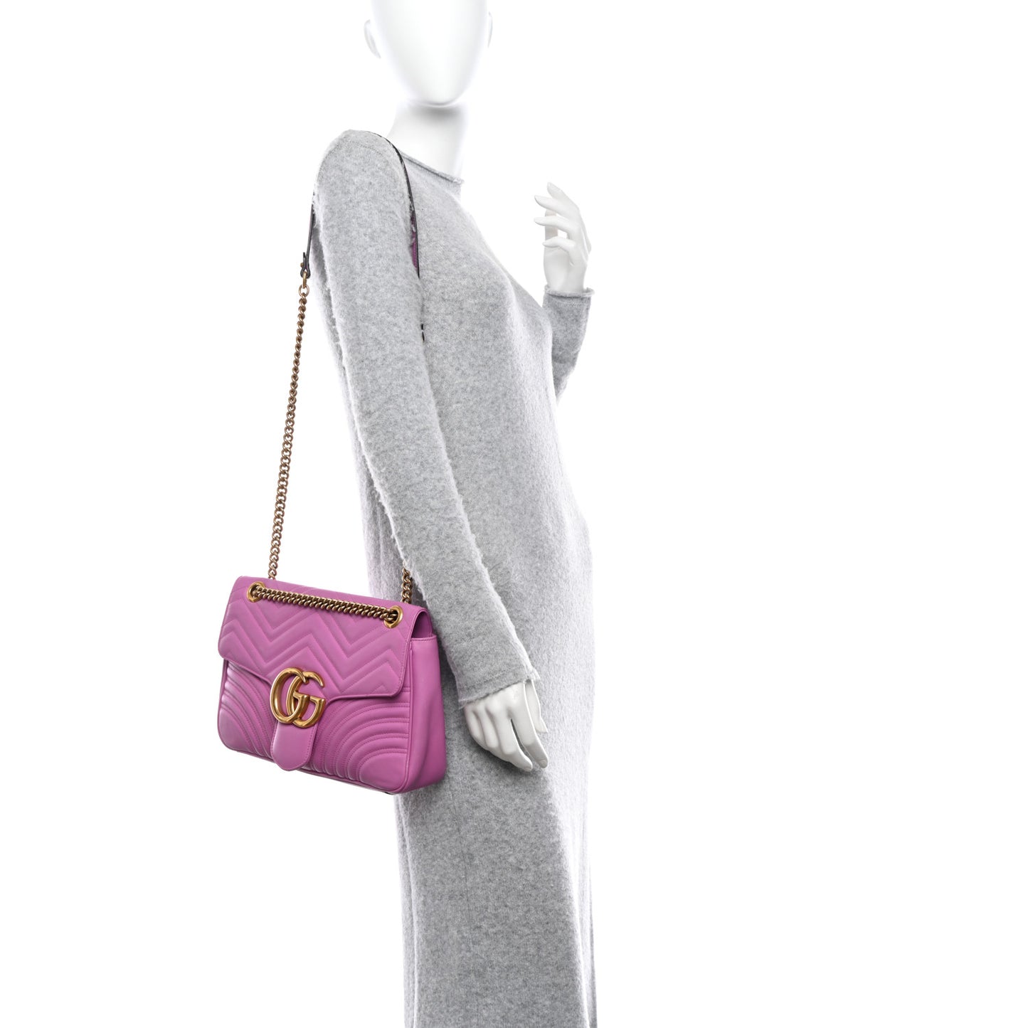 Calfskin Matelasse Medium GG Marmont Shoulder Bag Candy Mousse