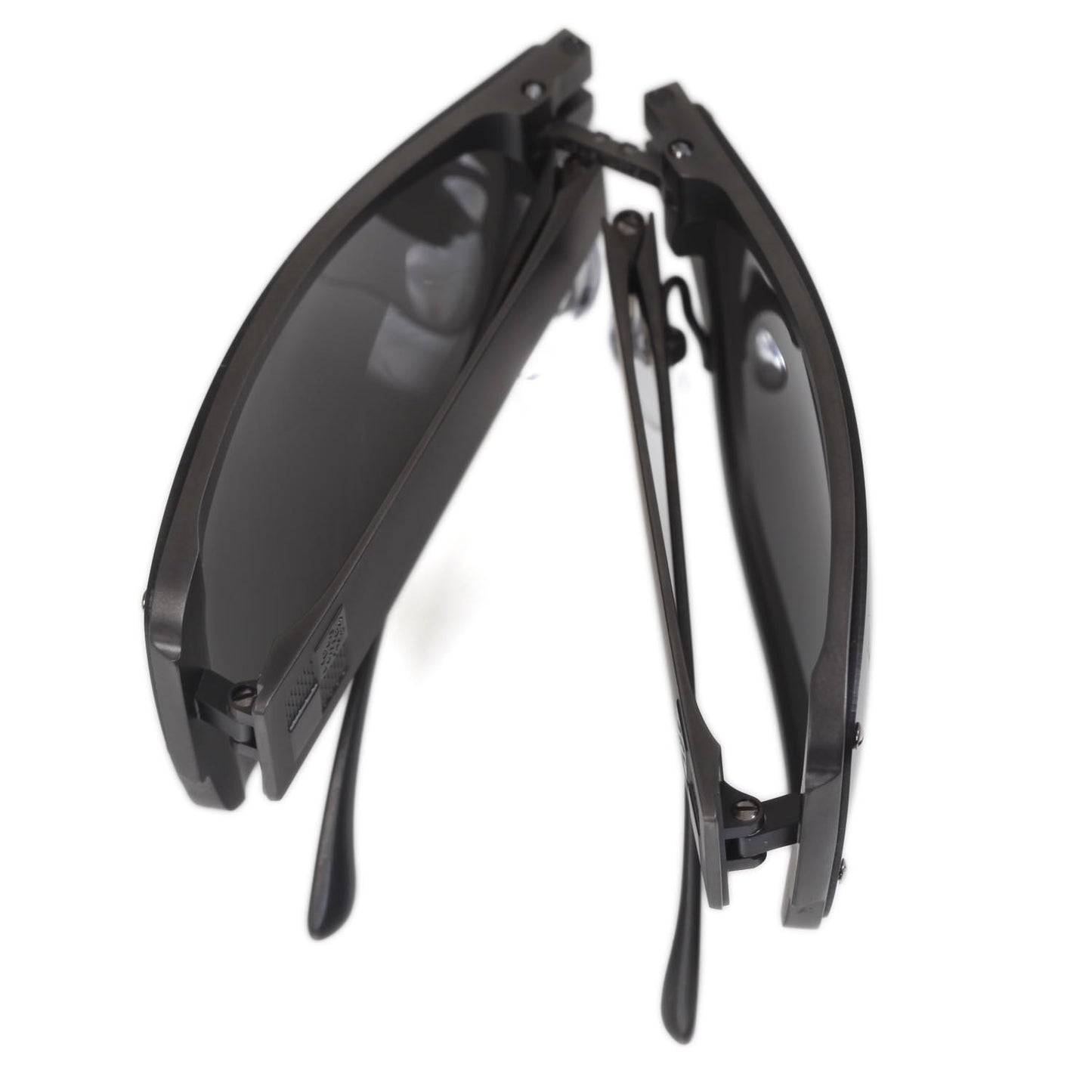 Mens Folding Evasion Sunglasses w Damier Graphite Case