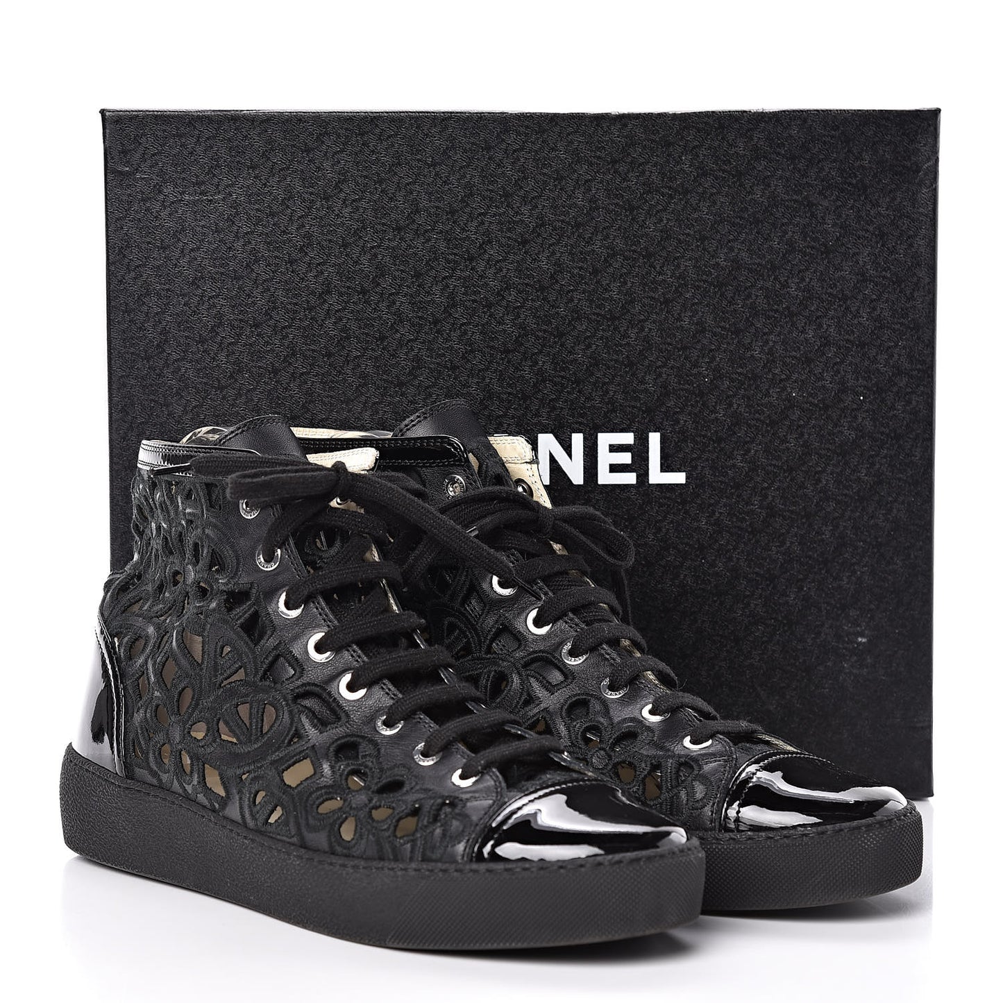 Patent Grained Goatskin Hollow Out Flower Sneakers 40.5 Black