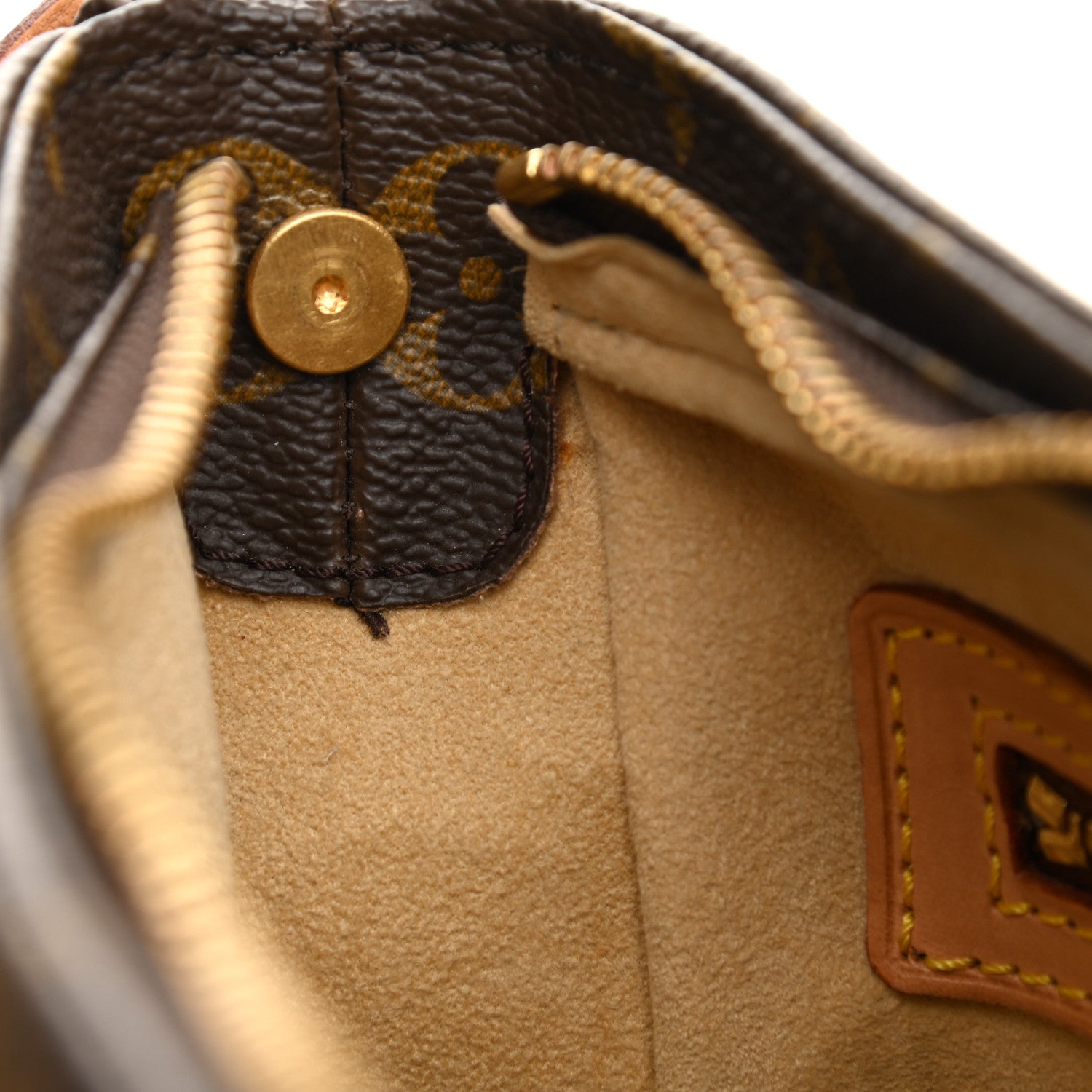 Louis Vuitton Monogram Looping MM 5 of 9