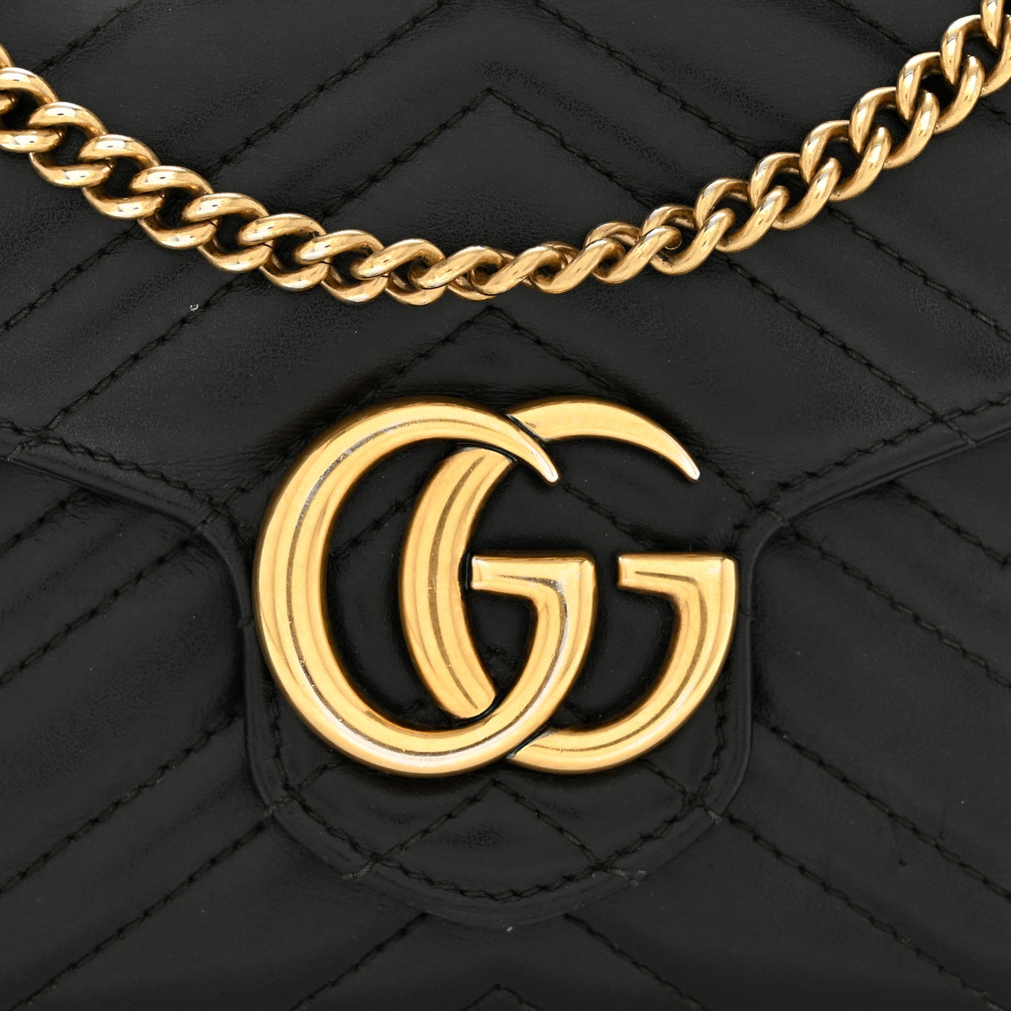 Calfskin Matelasse GG Marmont Chain Wallet Black