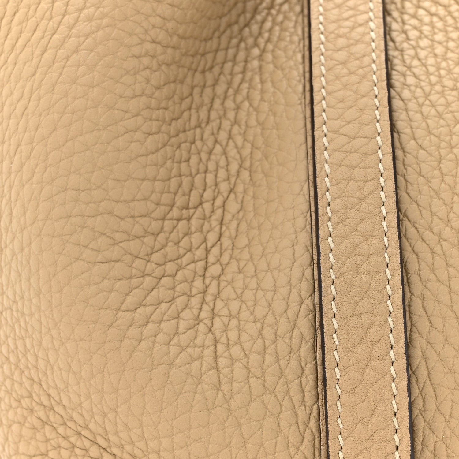 Hermes Taurillon Clemence Picotin Lock 18 PM Trench 8 of 11