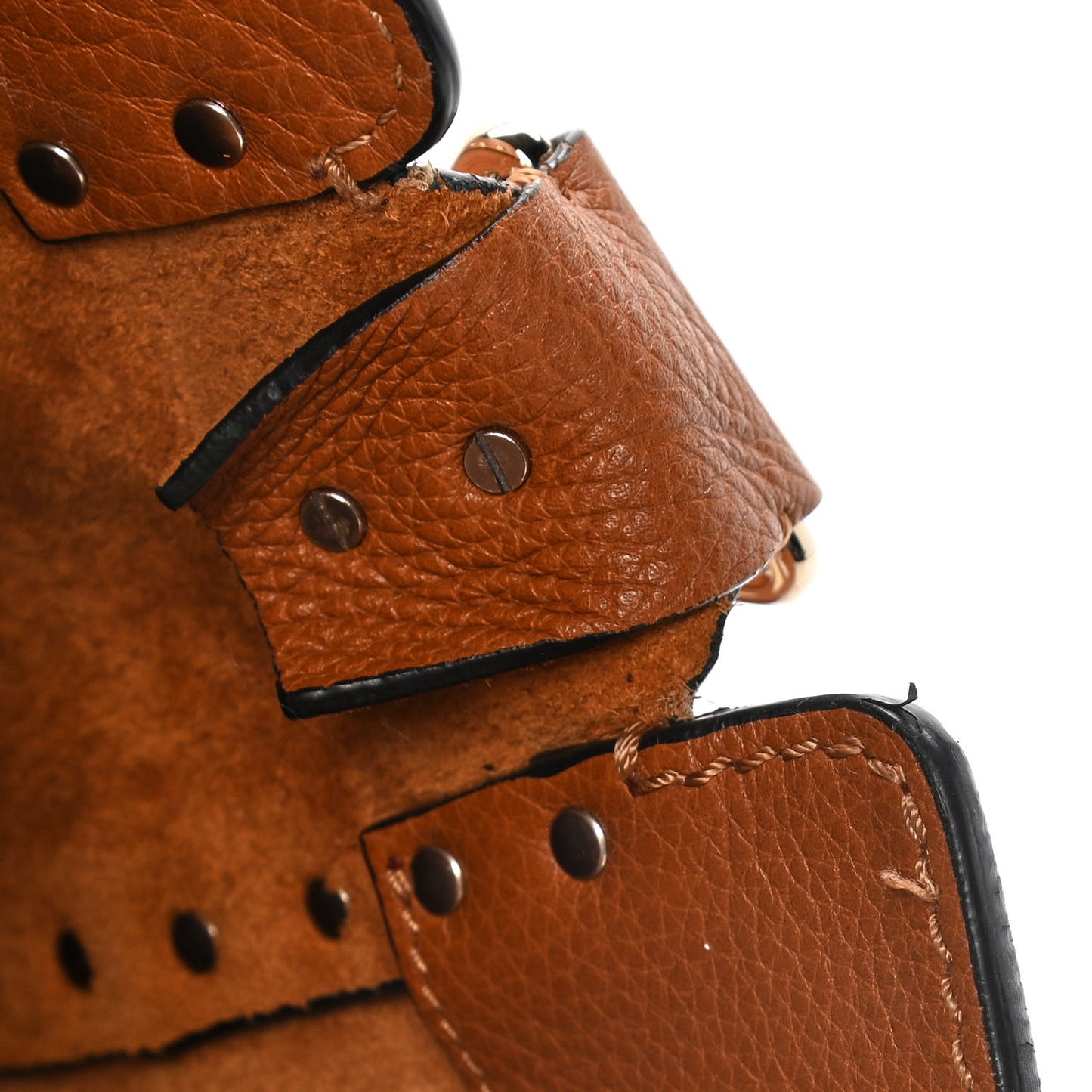 Pebbled Calfskin Small Rockstud Flip-Lock Messenger Bag Light Cuir