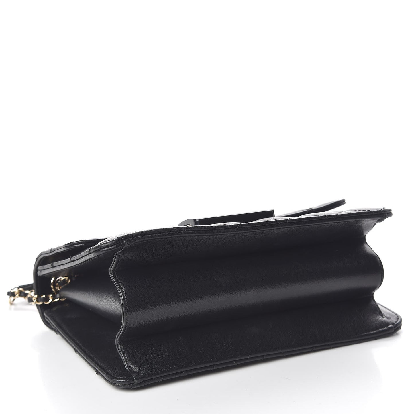 Sheepskin Quilted Beauty Lock Flap Black