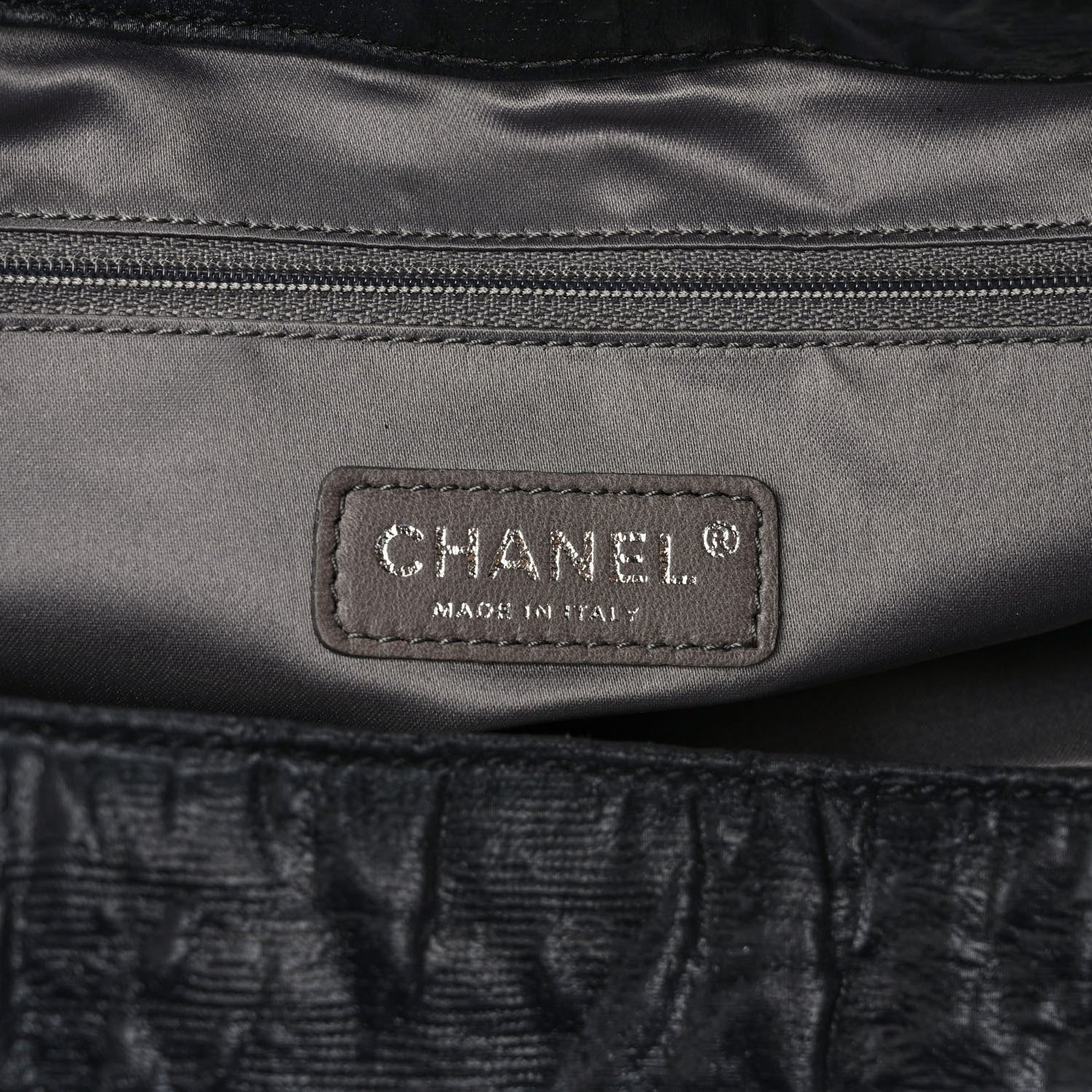 Chanel Crinkled Coated Canvas Le Marais Hobo Black 6 of 9
