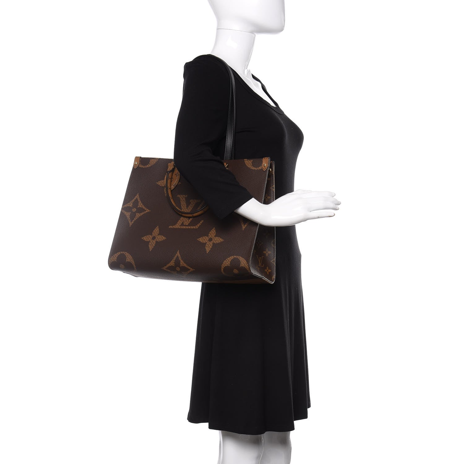 Louis Vuitton Reverse Monogram Giant Onthego MM 2 of 11