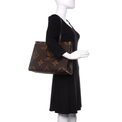 Louis Vuitton Reverse Monogram Giant Onthego MM 2 of 11