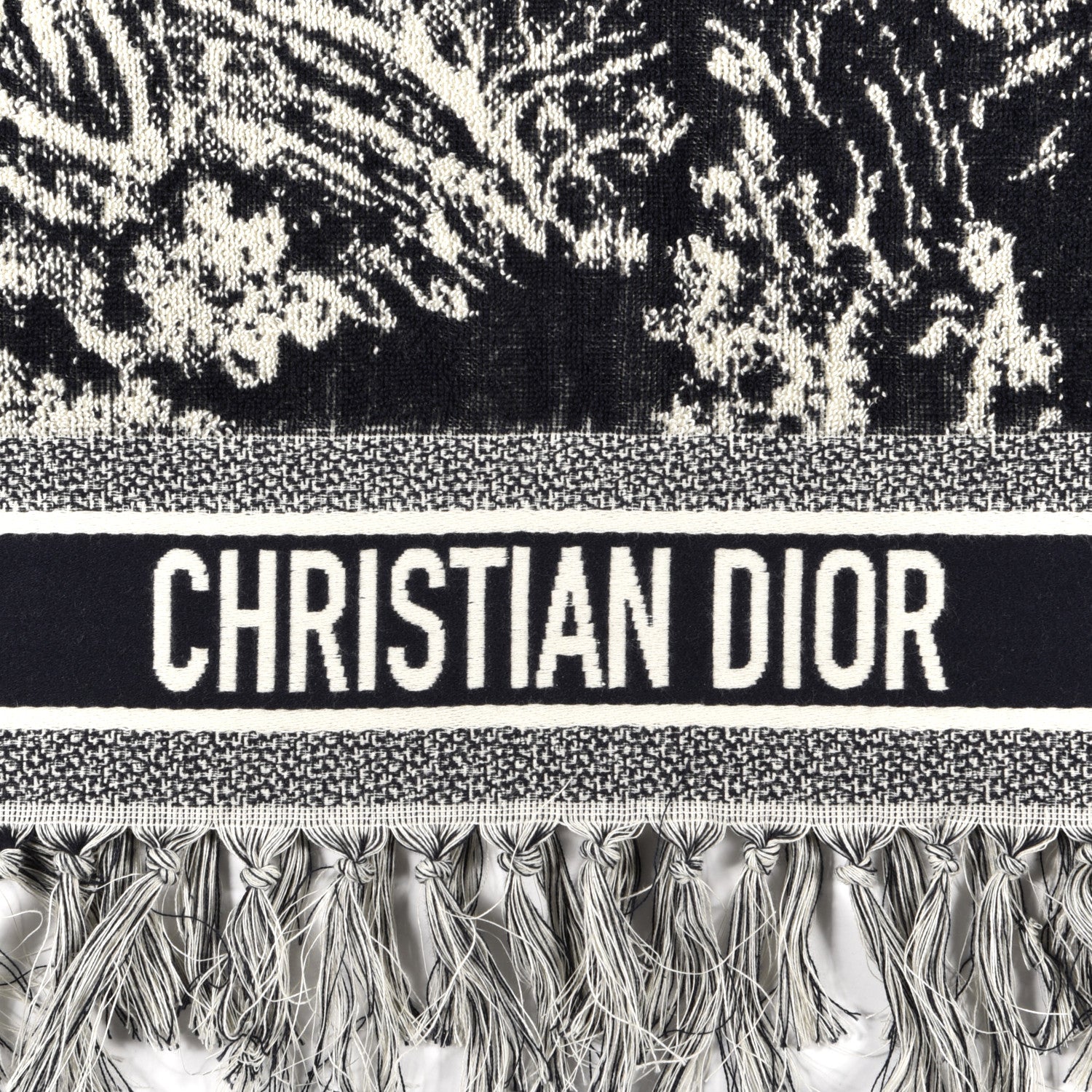 Christian Dior Cotton Toile De Jouy Reverse Towel Blue Ivory 3 of 4